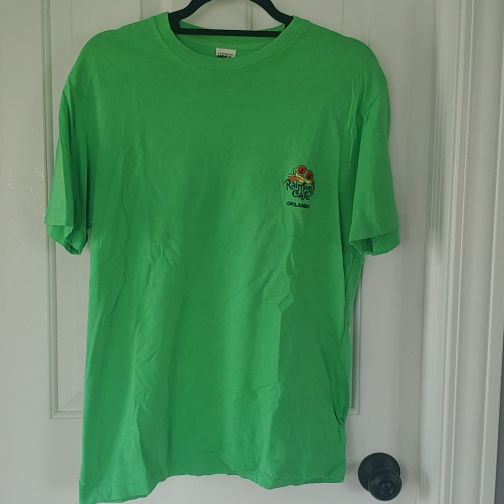 Rainforest Cafe t-shirt